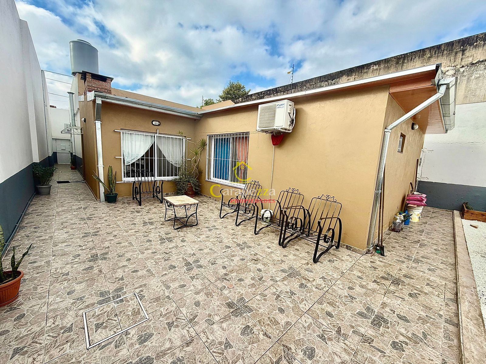 Venta Hermosa Casa 3 Amb en Caseros - 25
