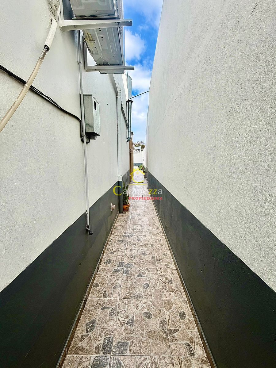 Venta Hermosa Casa 3 Amb en Caseros - 30
