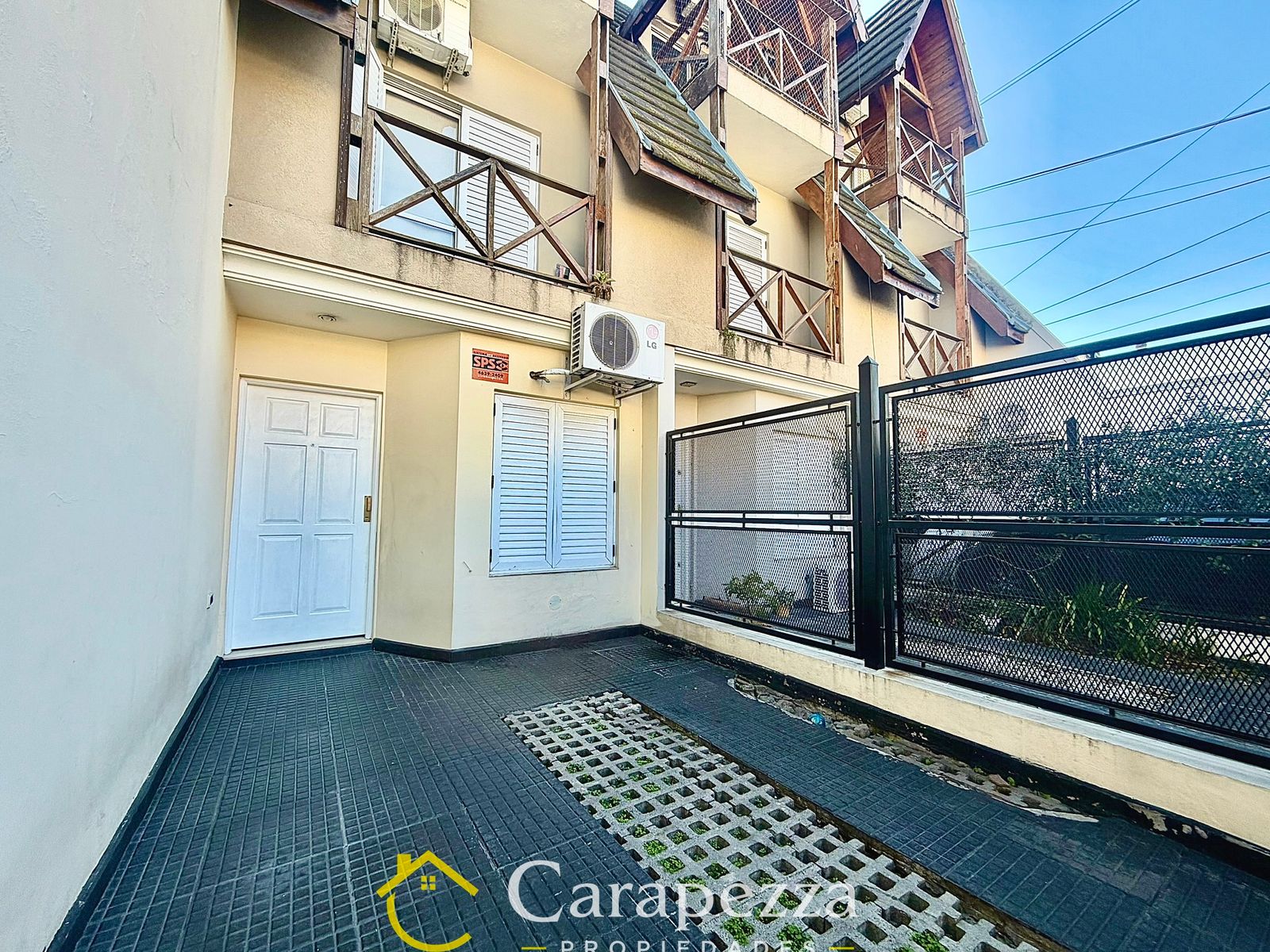 Venta Triplex 4 Amb en Martin Coronado - 2