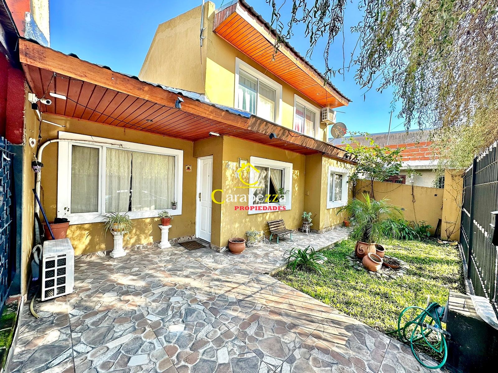 Hermosa Casa 5 Amb en Venta en Barrio Altos de Podesta - 3