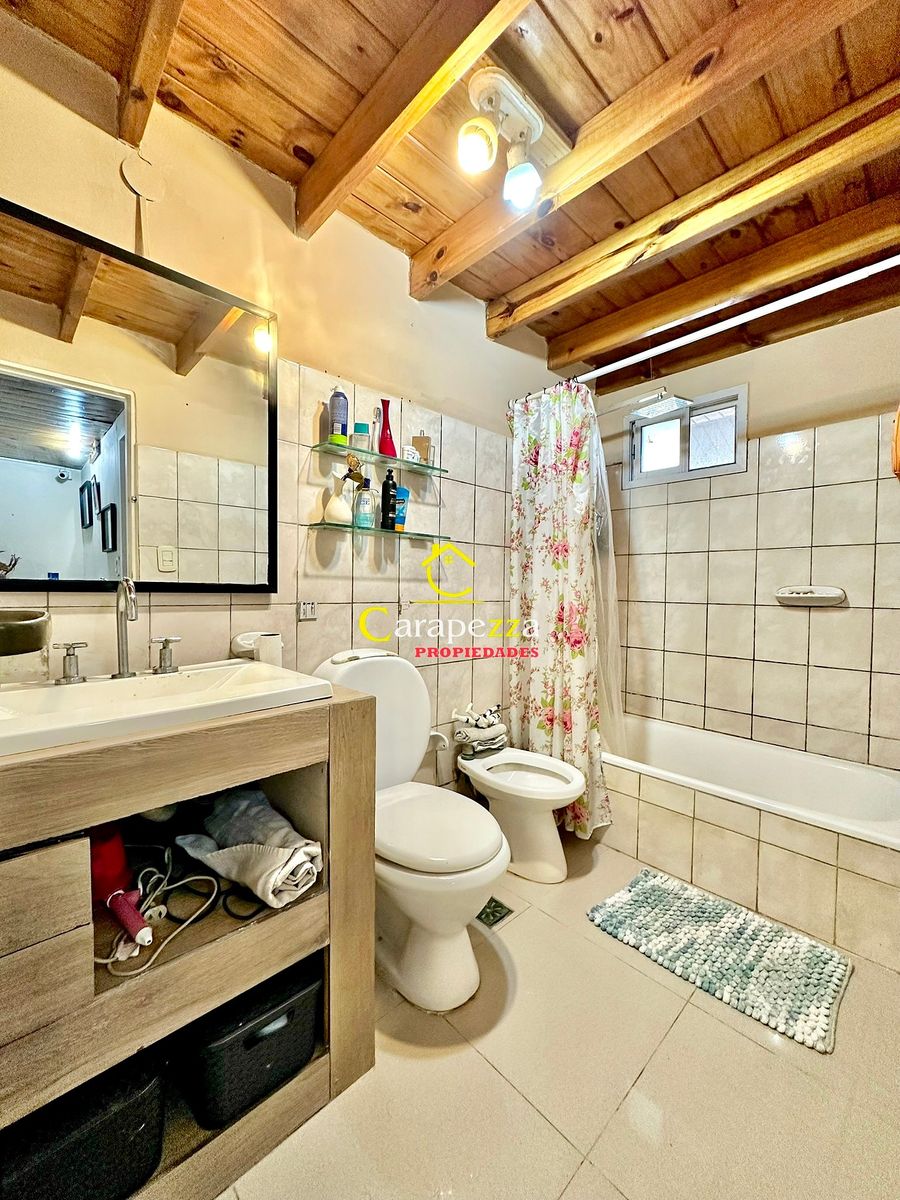 Hermosa Casa 5 Amb en Venta en Barrio Altos de Podesta - 14