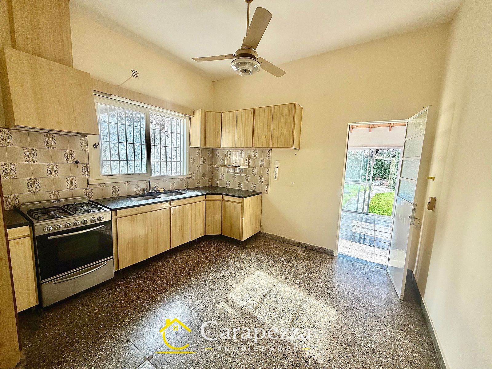 Casa 3 Amb en Venta en Caseros - 5
