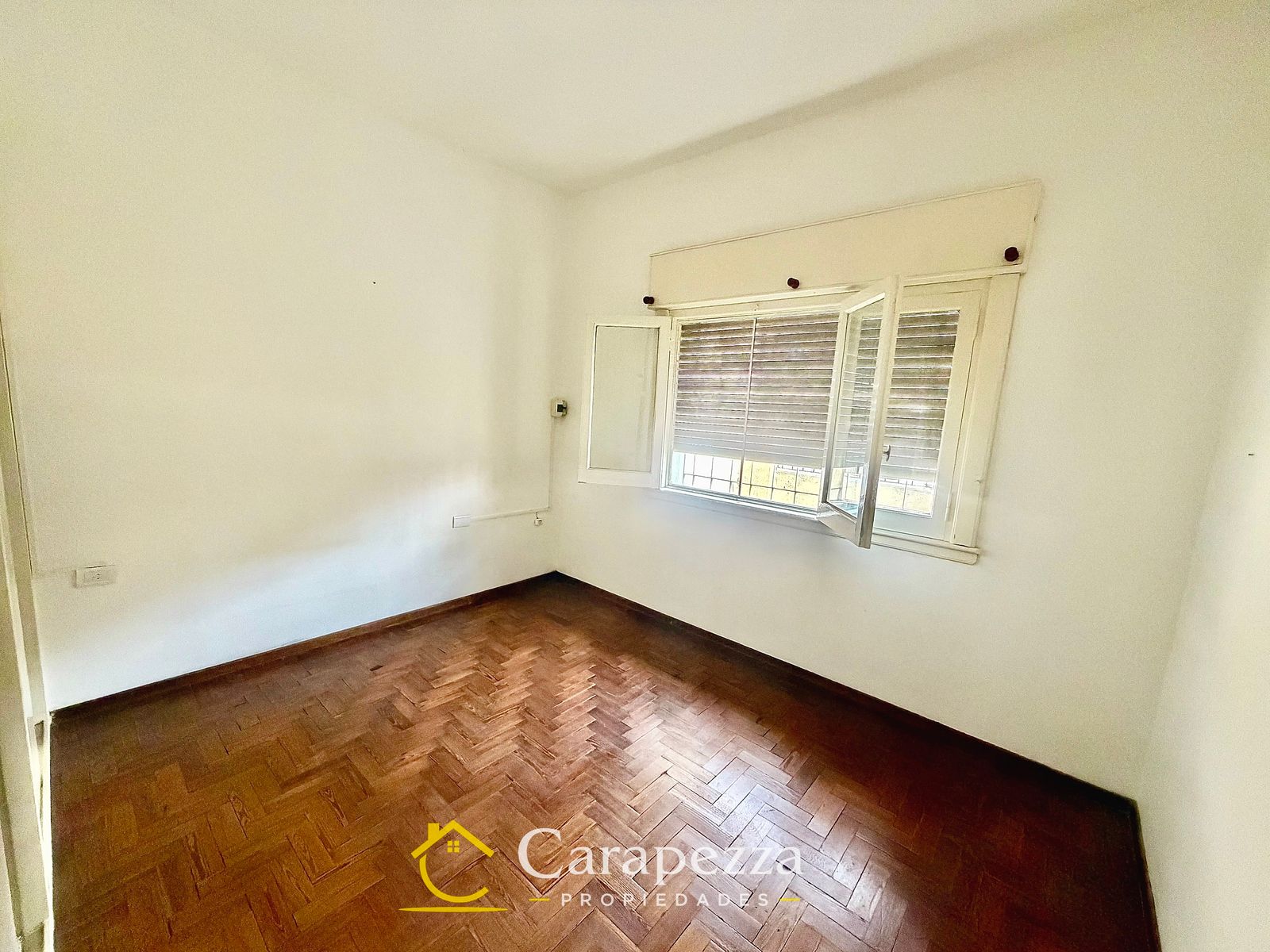 Casa 3 Amb en Venta en Caseros - 12