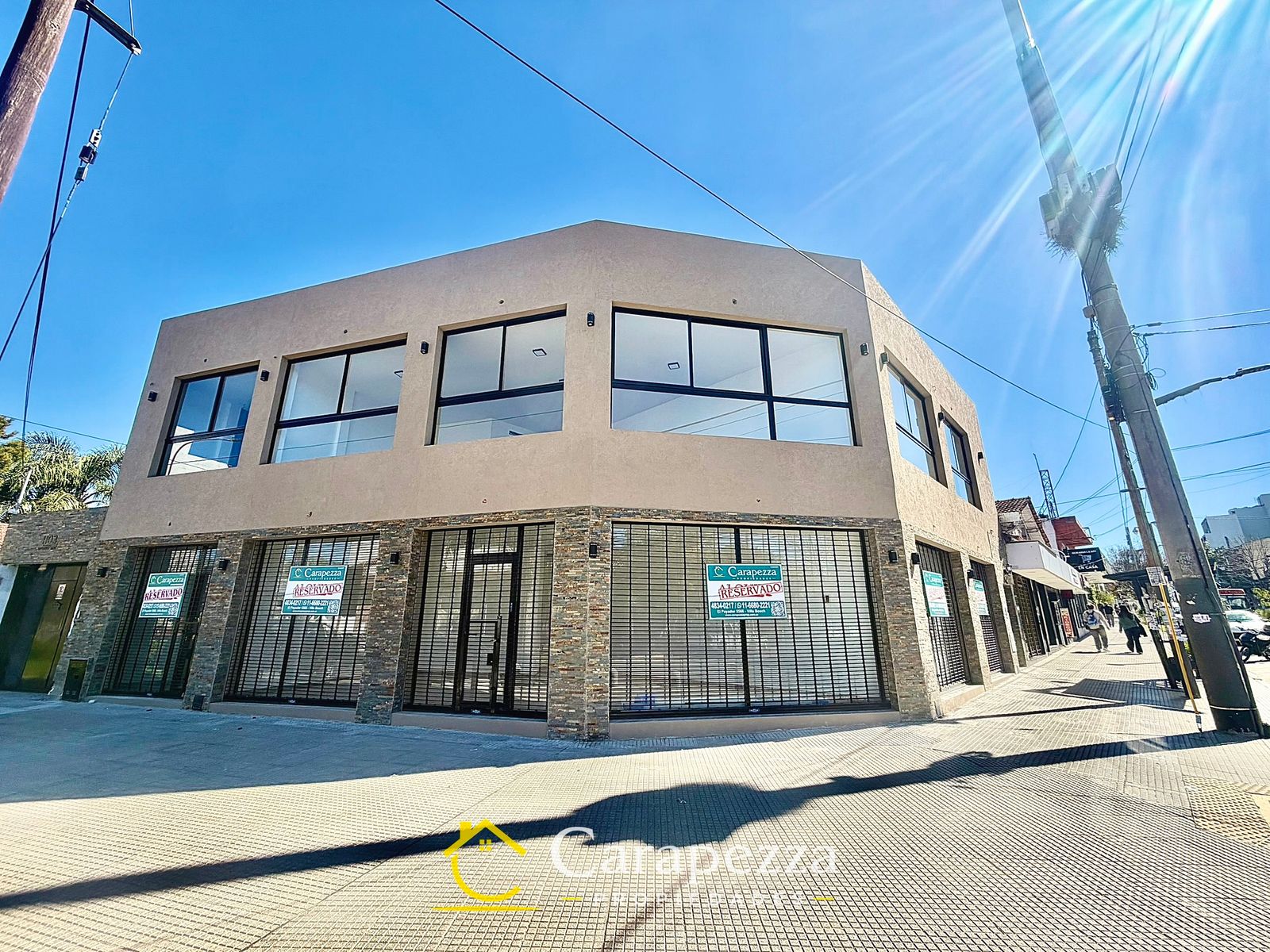 Oficina Comercial / Local En 1° Piso en Alquiler en Villa Bosch - 13