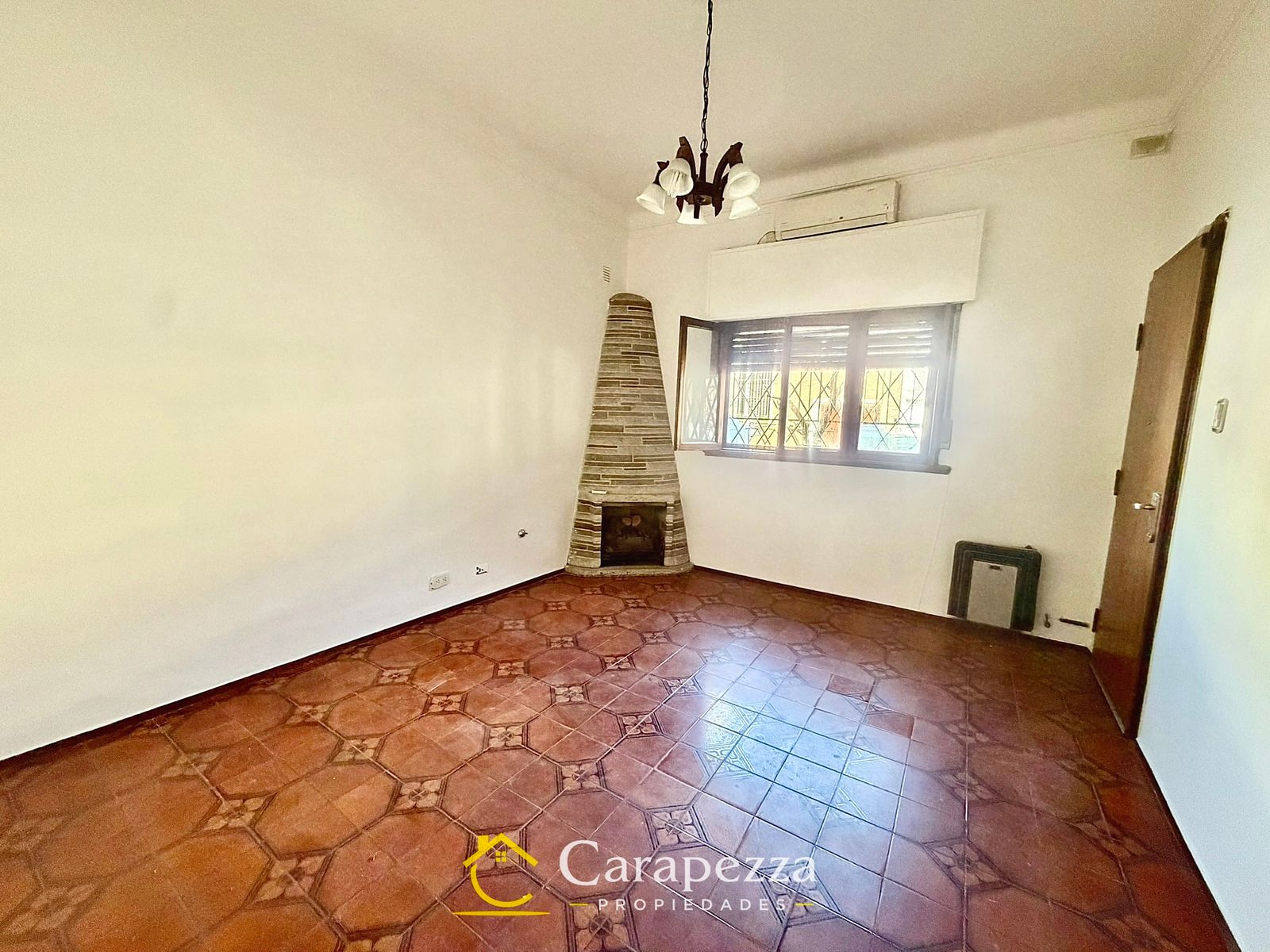 Casa 4 Amb en Venta en Caseros - 7