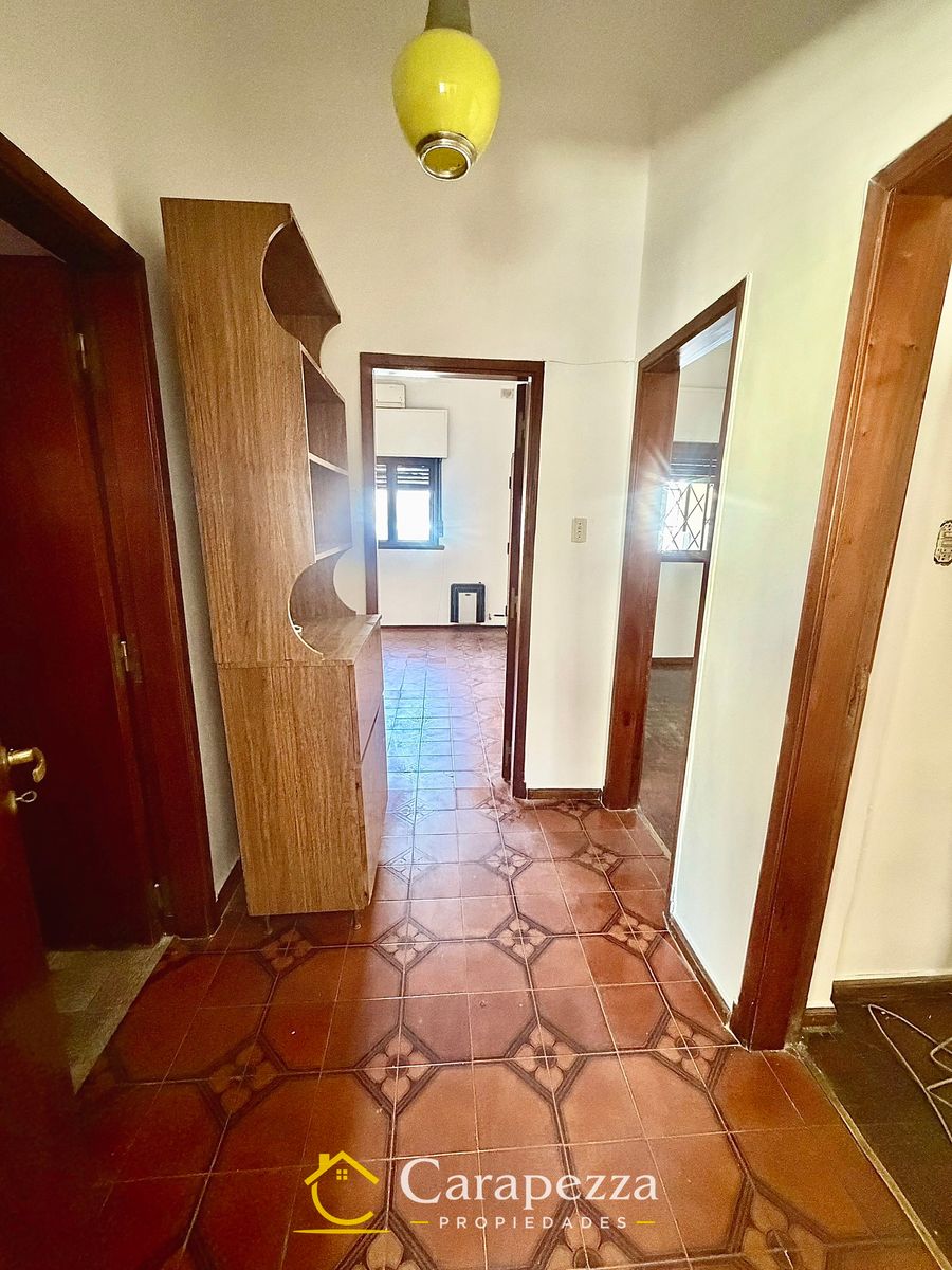 Casa 4 Amb en Venta en Caseros - 8