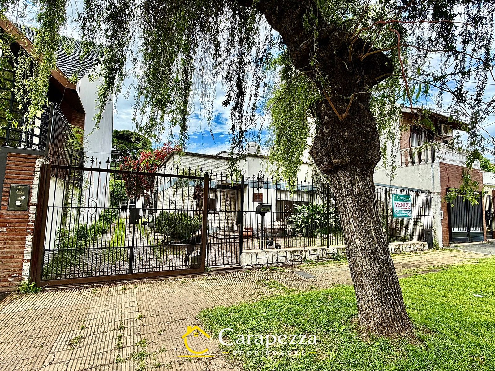 Venta Casa 6 Amb en Villa Bosch / Excelente Ubicación - 2