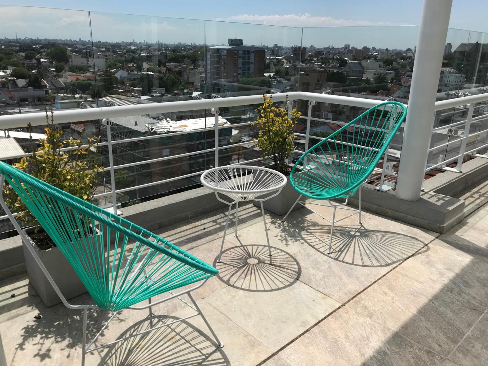 Cómodo y luminoso Dpto 2 ambientes con balcón y cochera opcional. Oportunidad - 19