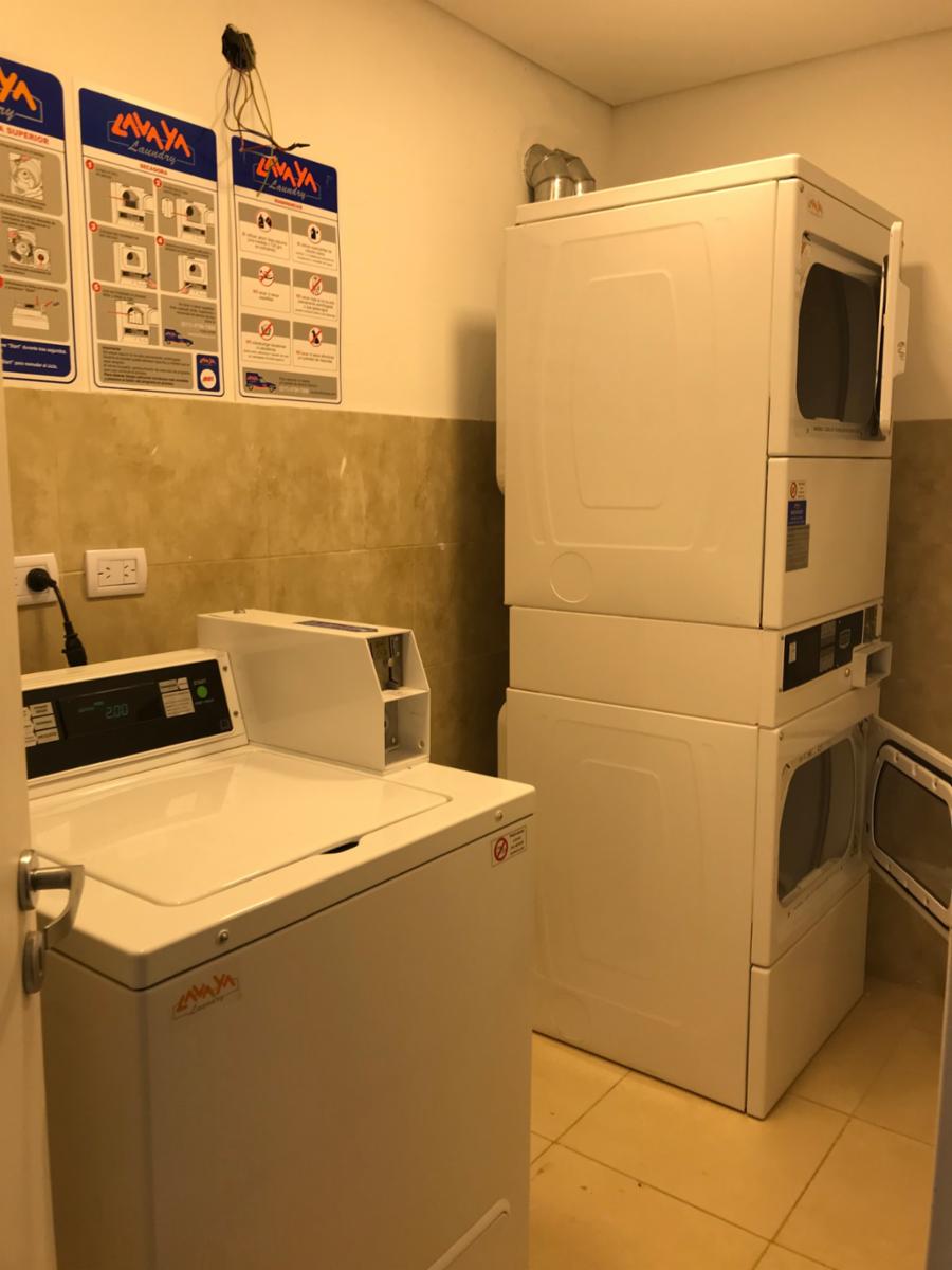Cómodo y luminoso Dpto 2 ambientes con balcón y cochera opcional. Oportunidad - 34