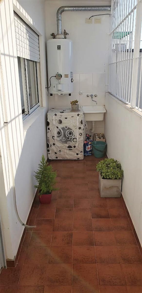 Hermoso PH dos ambientes en primer piso con balcón. Bajas expensas — foto 6