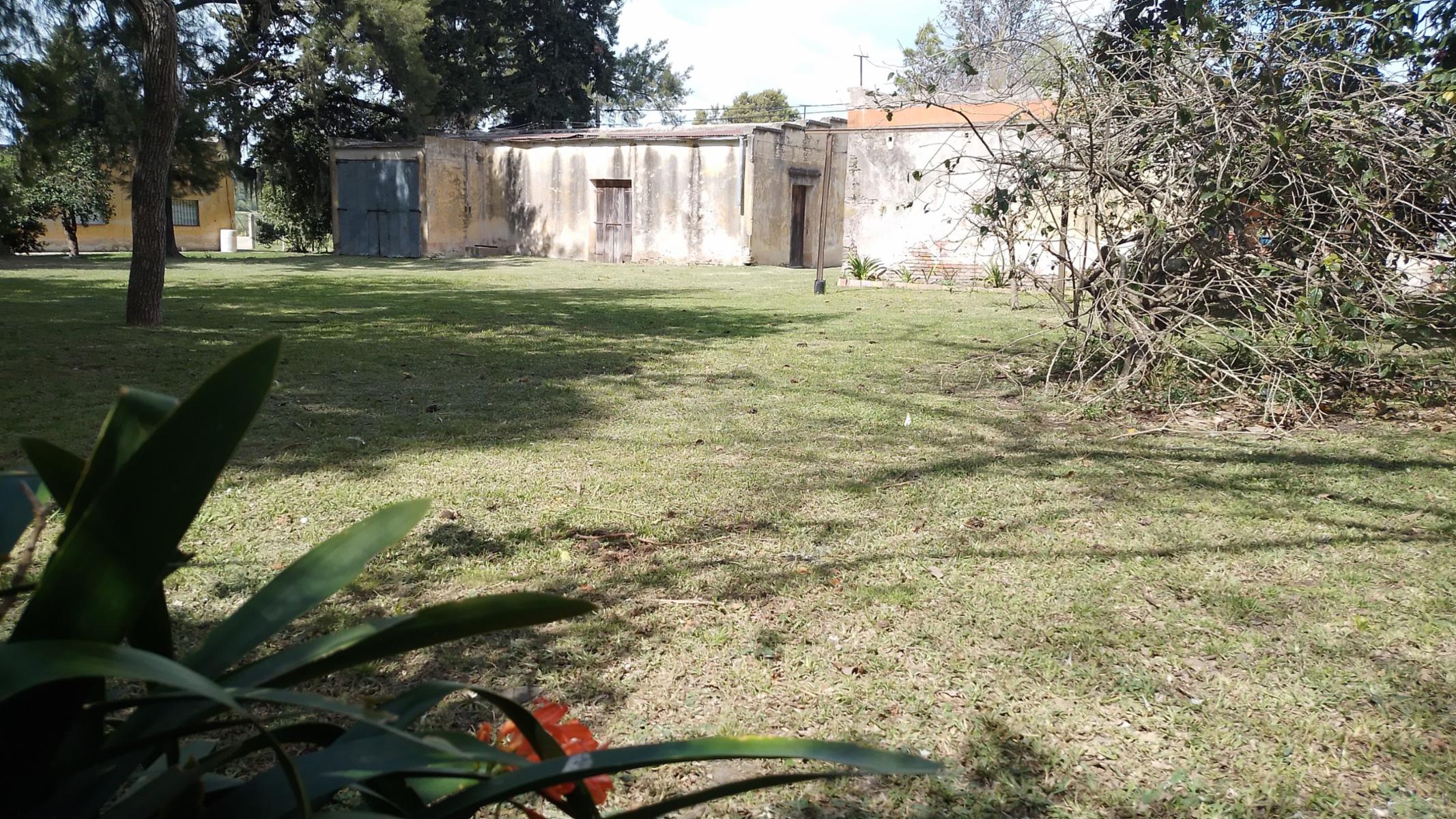 Oportunidad Casa Antigua. Sup. terreno de 1000 m2 en Gob. Etchevehere ER — foto 8