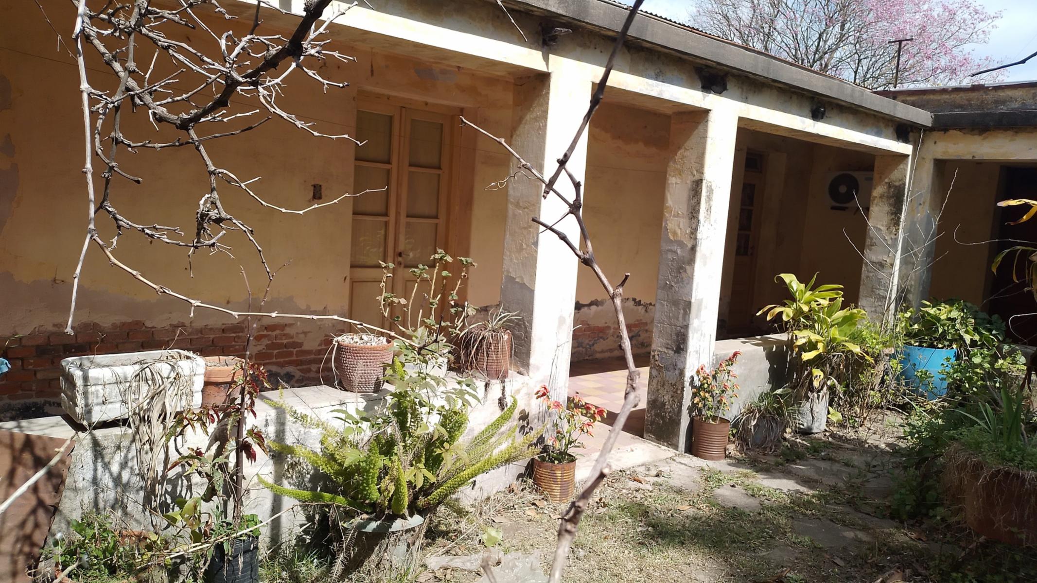Oportunidad Casa Antigua. Sup. terreno de 1000 m2 en Gob. Etchevehere ER — foto 12