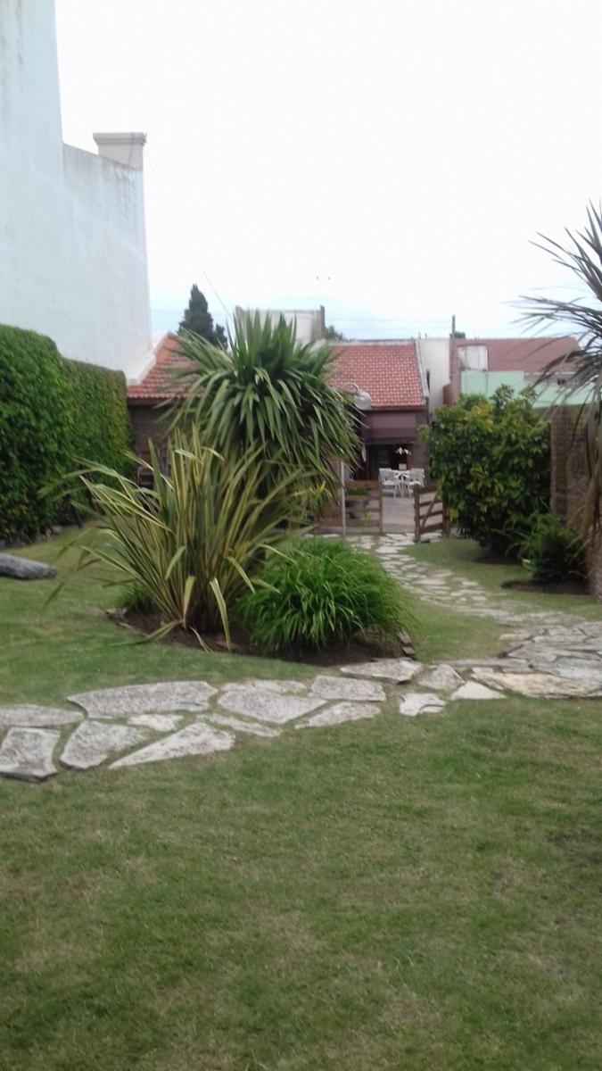CASA DE 3 DORM. SOBRE LOTE DE 8 X 60, M2 CUB. 140, M2 DESC 340. ESTADO: EXCELENTE — foto 8