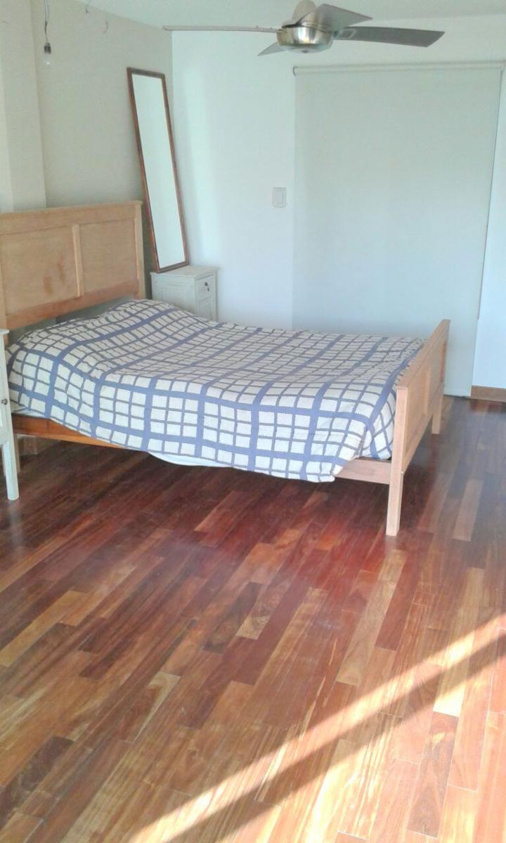 TRIPLEX DE DOS DORM OPC 3 CON TERRAZA PRIVADA ESTADO EXCELENTE. ANTIGÜEDAD 3 AÑOS APTO BANCO — foto 2