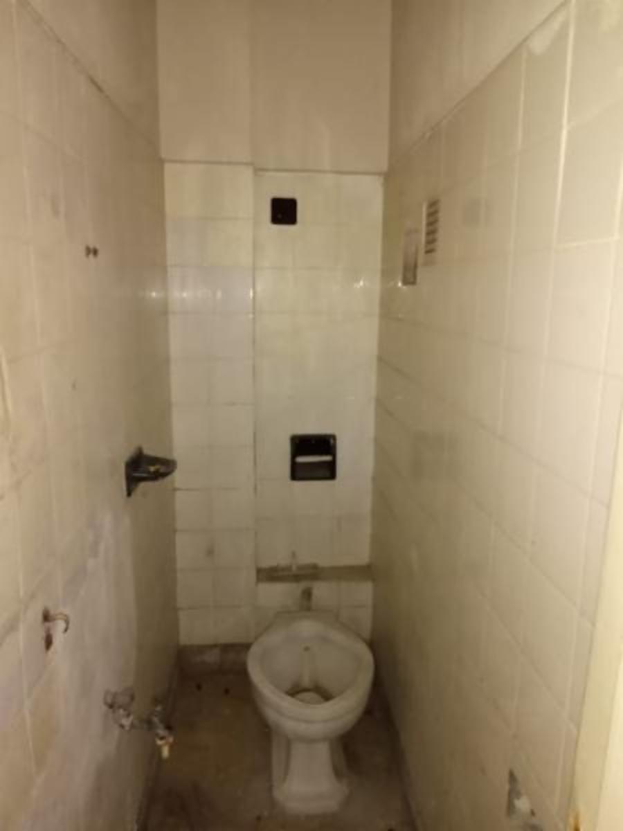 Local comercial Alquiler - 4