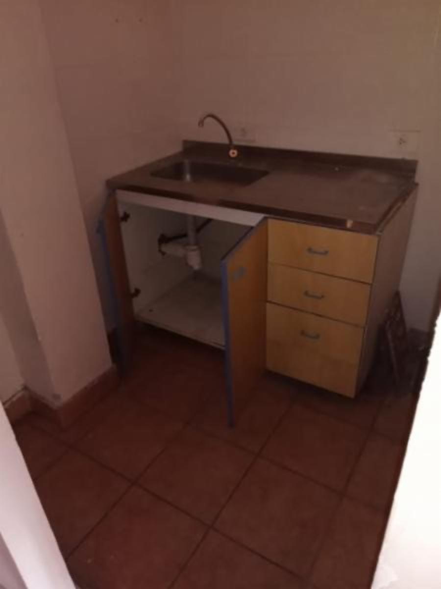 Local comercial Alquiler - 6