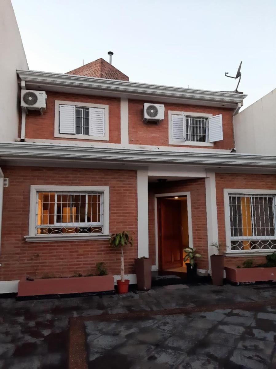 Casa 4 dormitorios venta, Barrio Bosque — foto 2