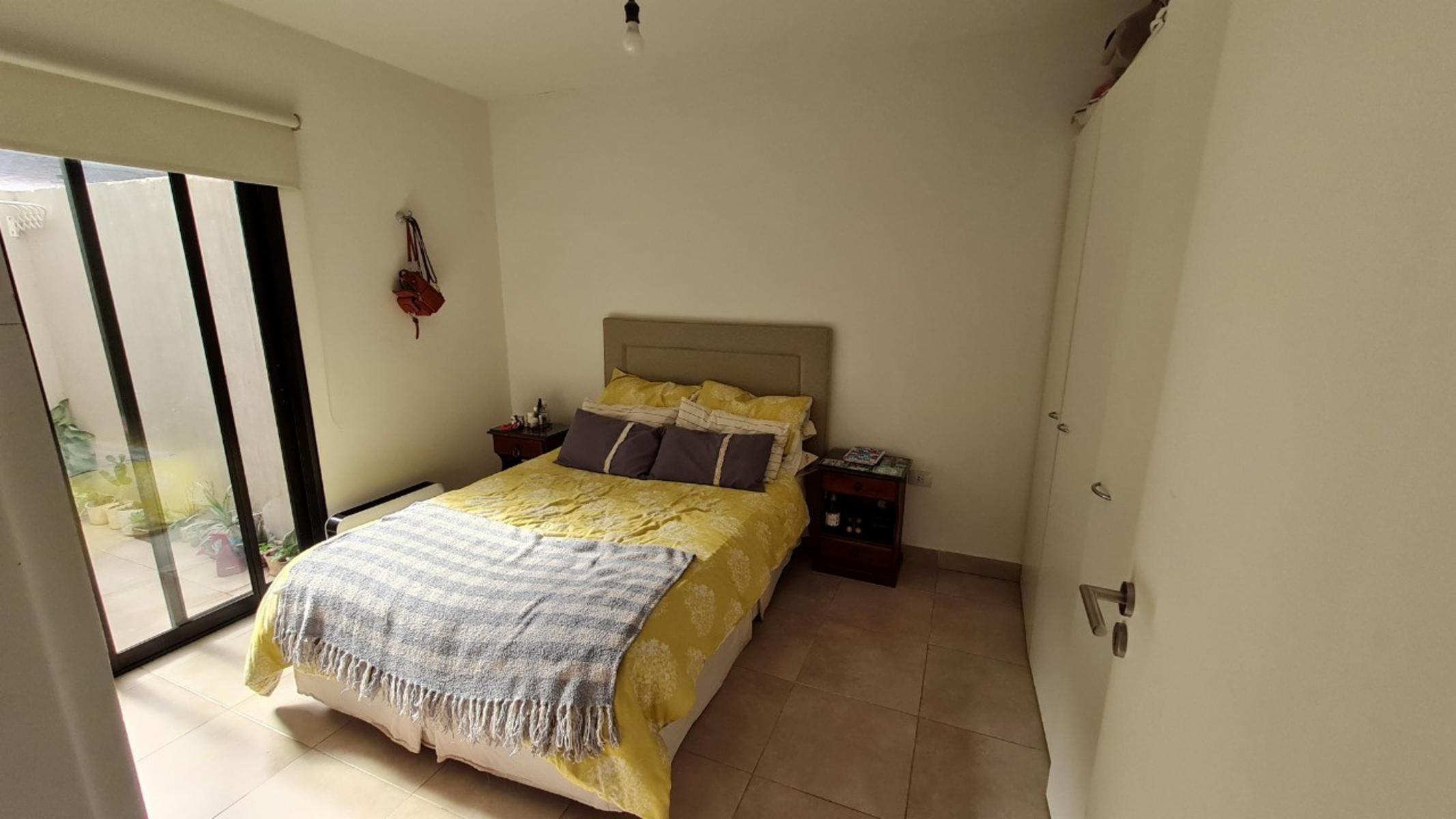 Departamento 2 dormitorios con patio Venta, Yerba Bueno — foto 4