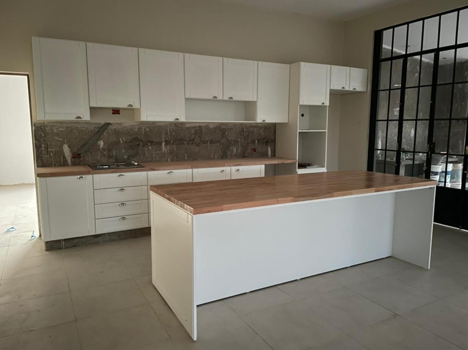 Casa de 4 dormitorios en venta, Tapia - 4