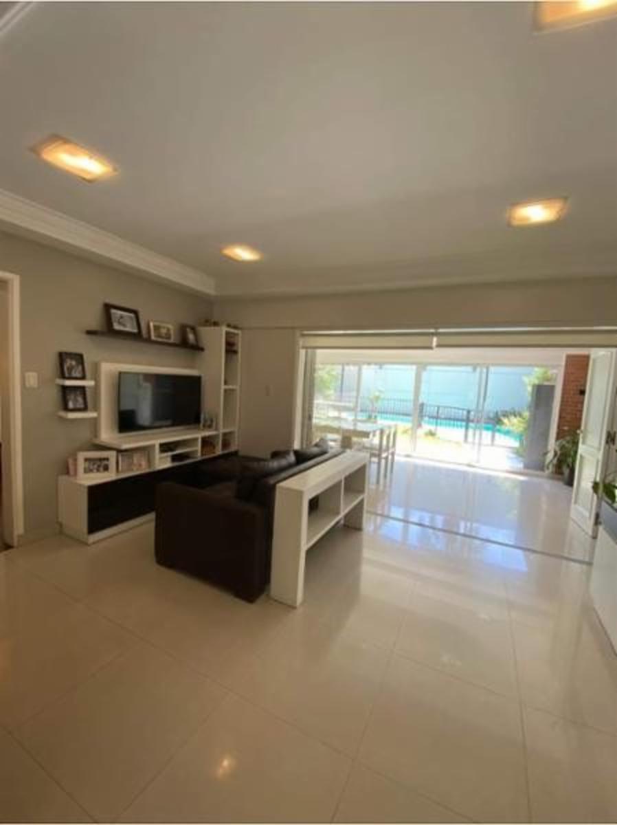 Casa venta 5 dormitorios, Barrio Norte, Tucuman — foto 3