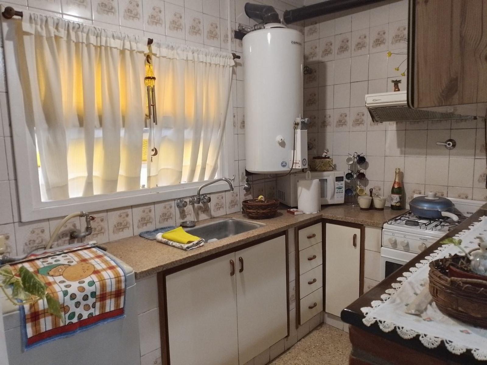 2 PROPIEDADES CON AMPLIO LOTE — foto 3