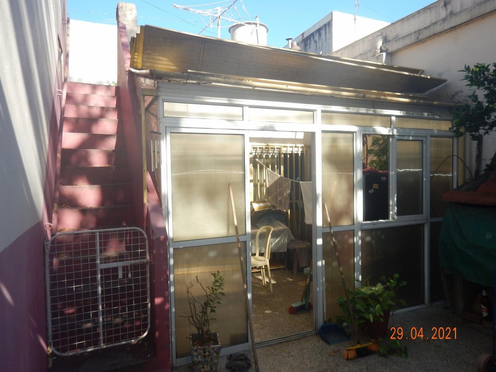 Casa de 2 Ambientes con 2 Locales en Villa Real - 4