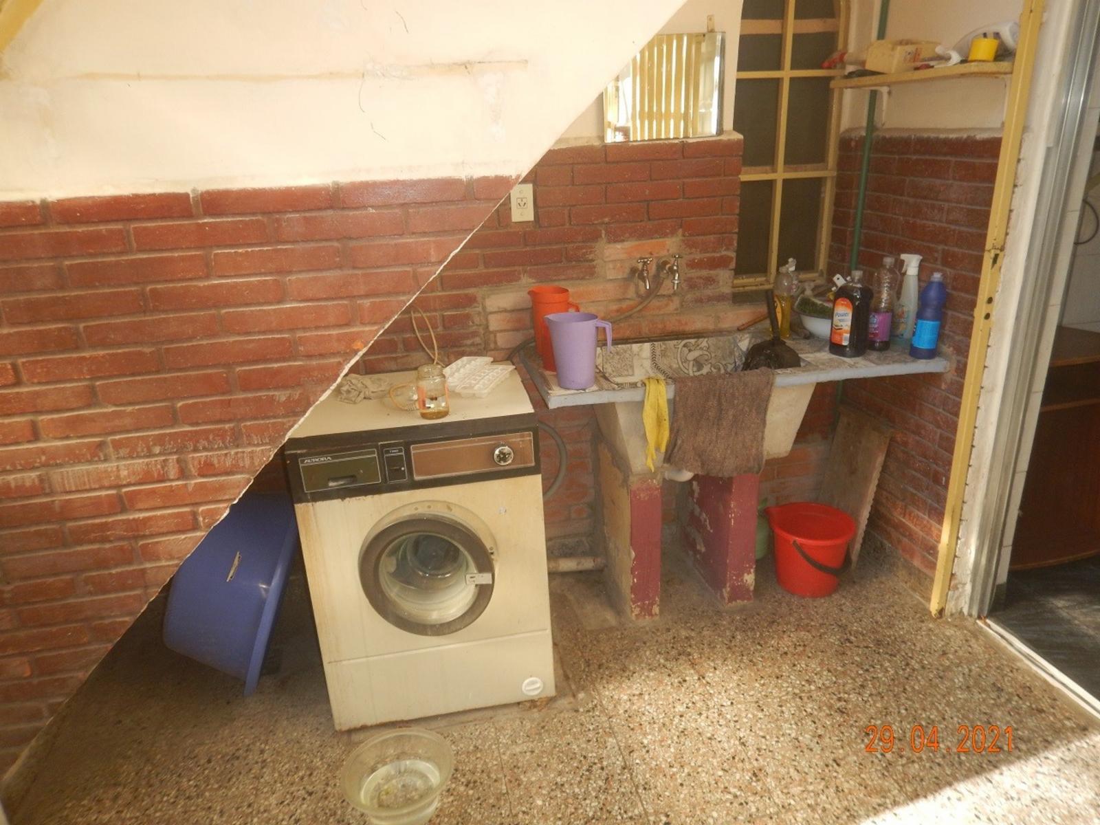 Casa de 2 Ambientes con 2 Locales en Villa Real - 5