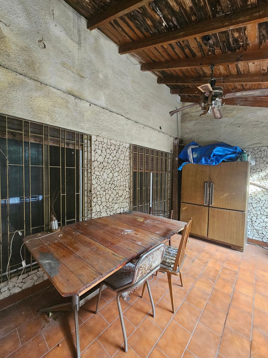 Casa en Venta 4 Ambientes Amplio con Parrilla y Garage — foto 6