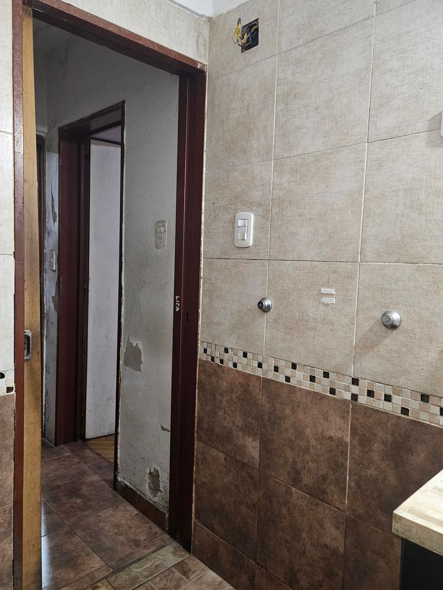 Casa en Venta 4 Ambientes Amplio con Parrilla y Garage — foto 13