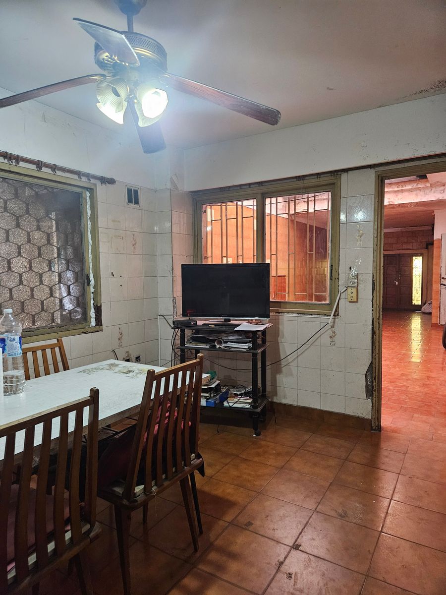 Casa en Venta 4 Ambientes Amplio con Parrilla y Garage — foto 14
