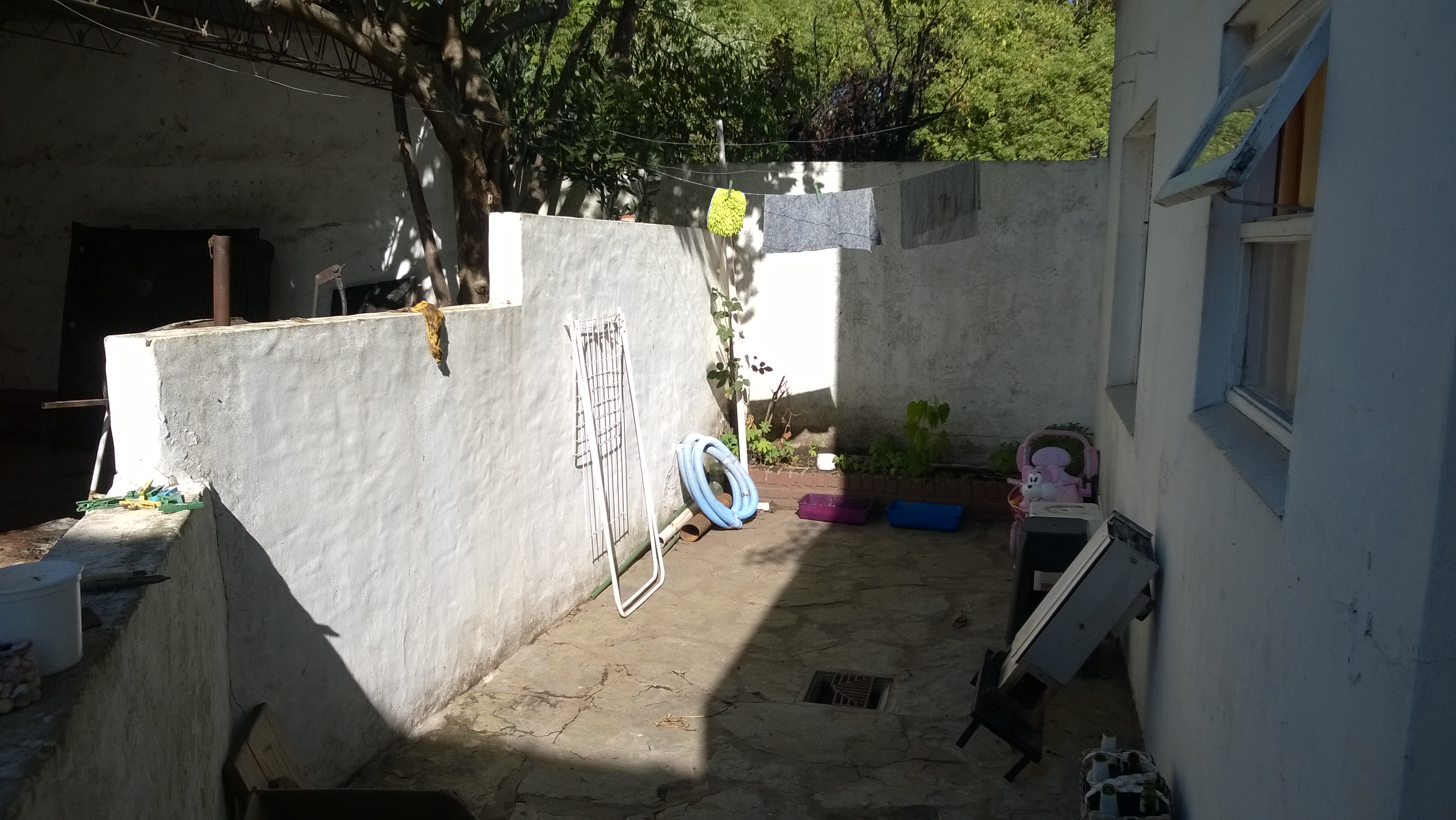 DEPARTAMENTO PLANTA BAJA - CON COCHERA