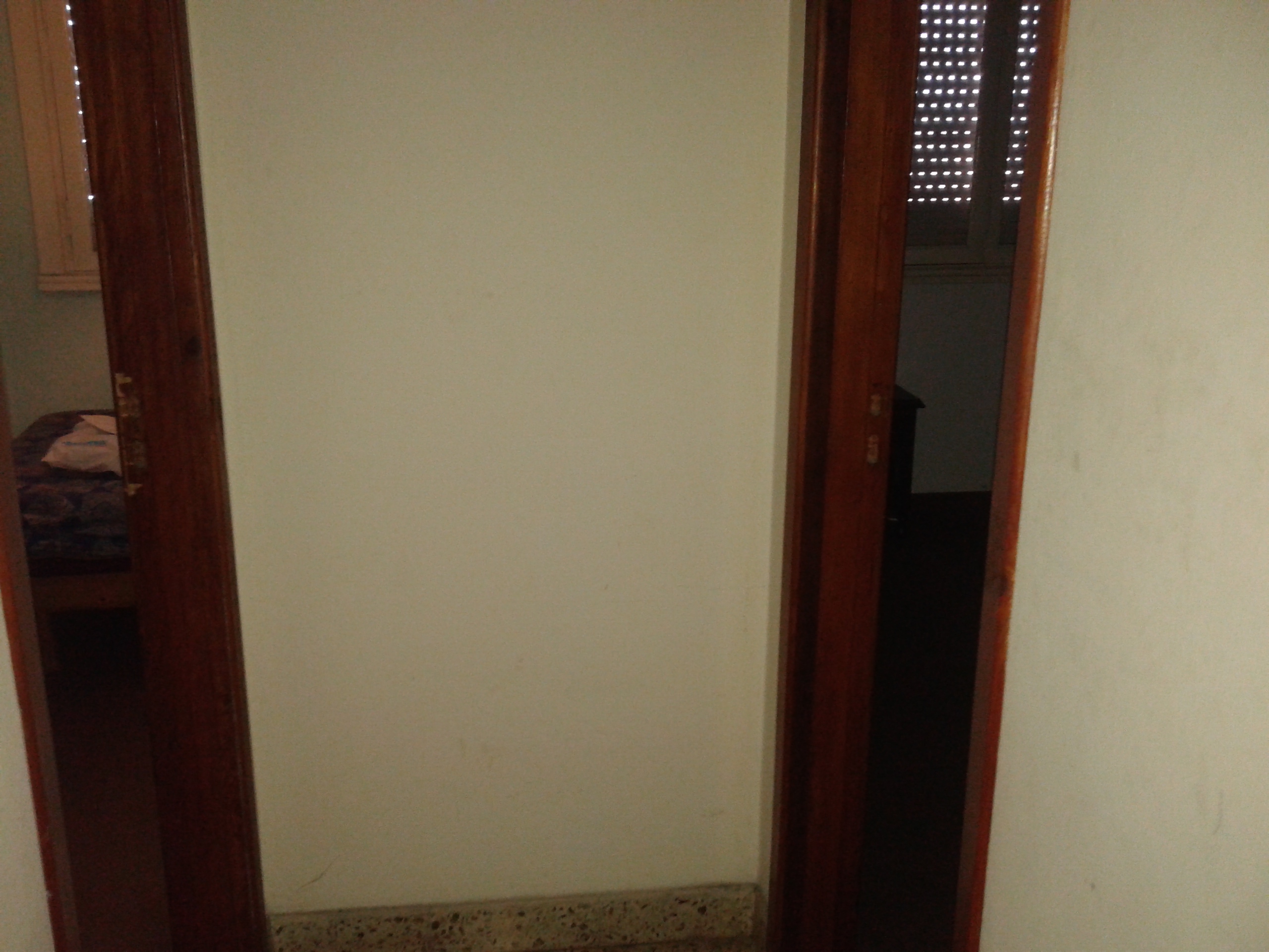 DOS LOCALES COMERCIALES Y DEPARTAMENTO EN PRIMER PISO — foto 13