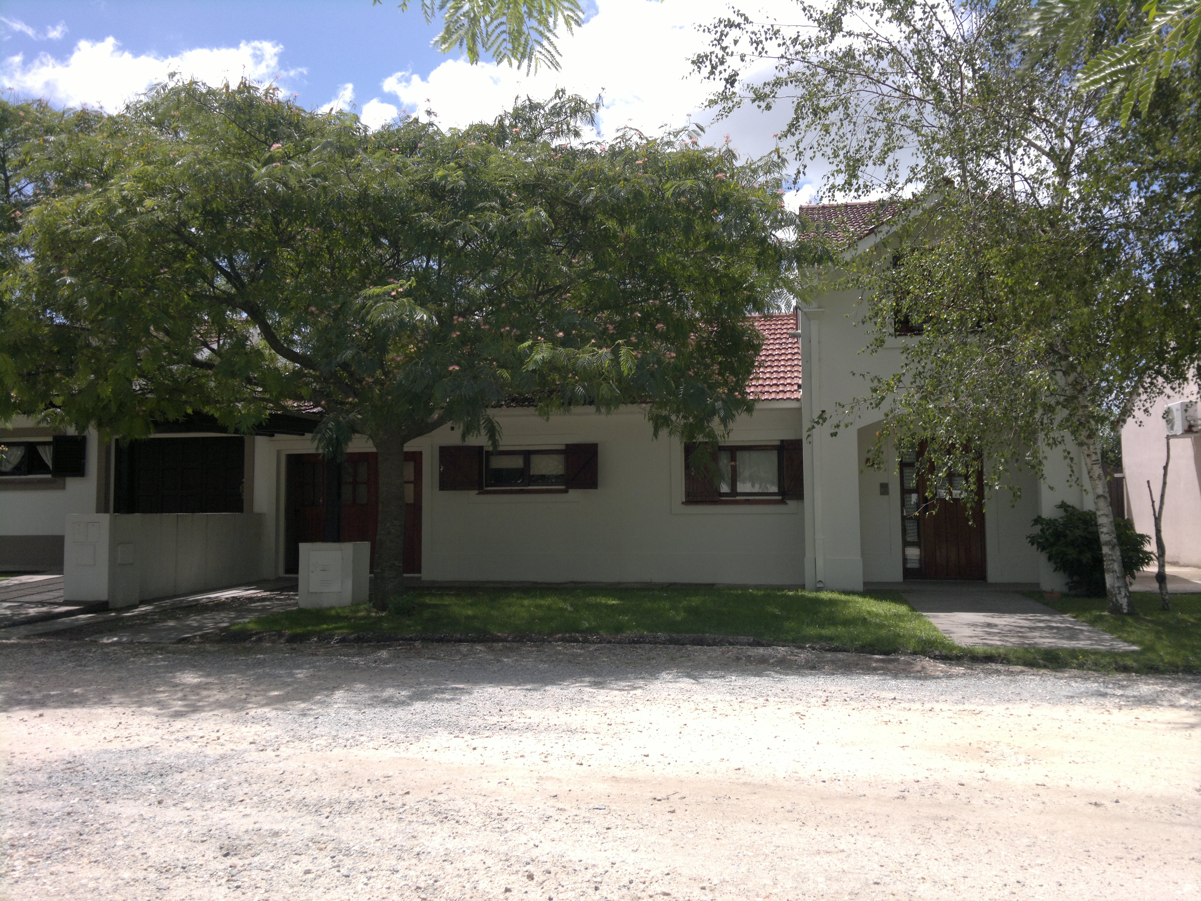 CASA BARRIO LUZ Y FUERZA CASA Nº 14 — foto 2