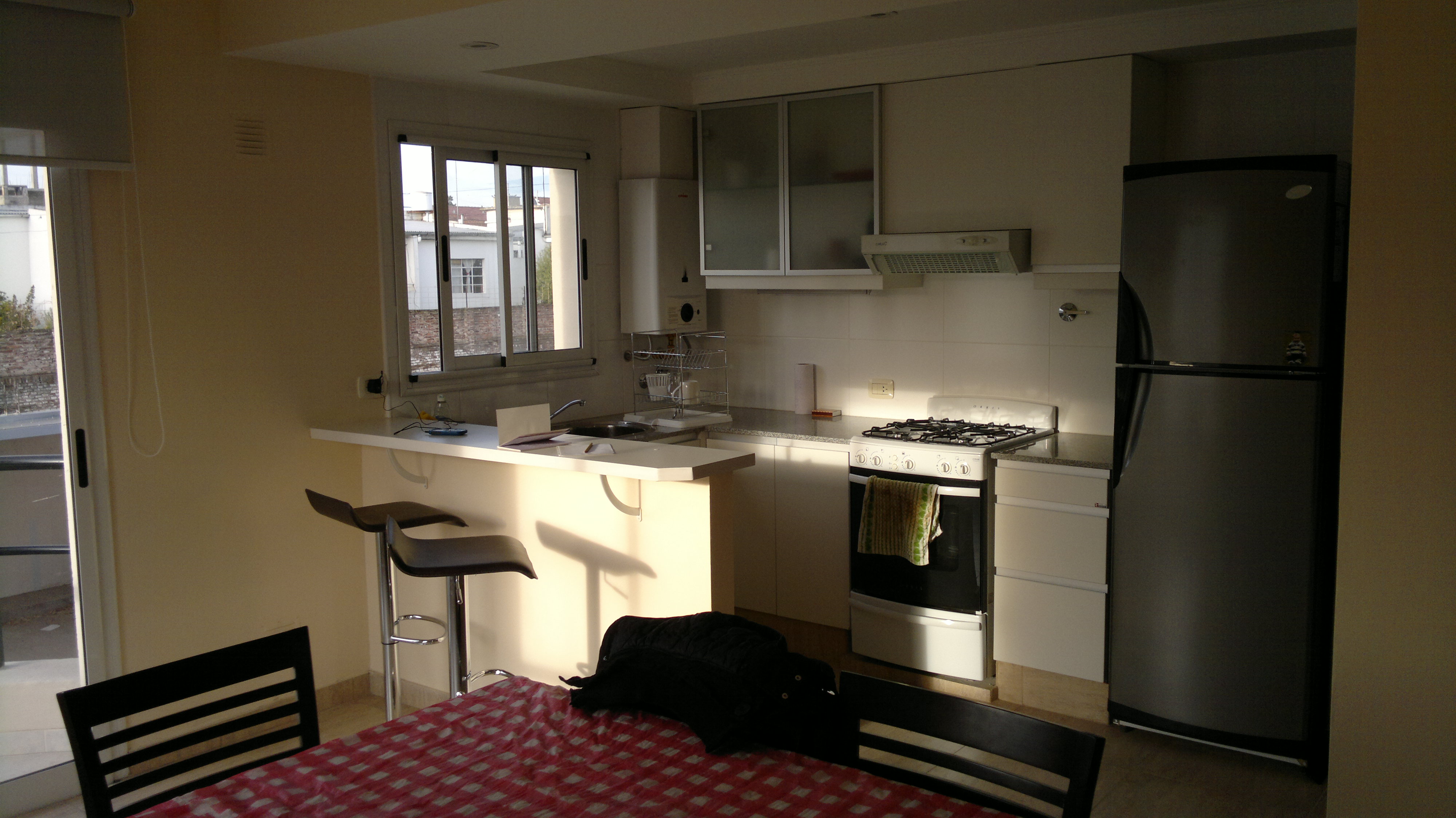 DEPARTAMENTO EN EDIFICIO — foto 2