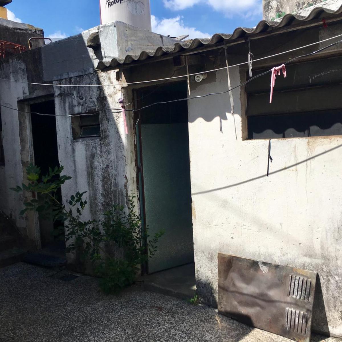 VENTA EN BLOCK, Dos departamentos y un local , distintos rubros. — foto 3