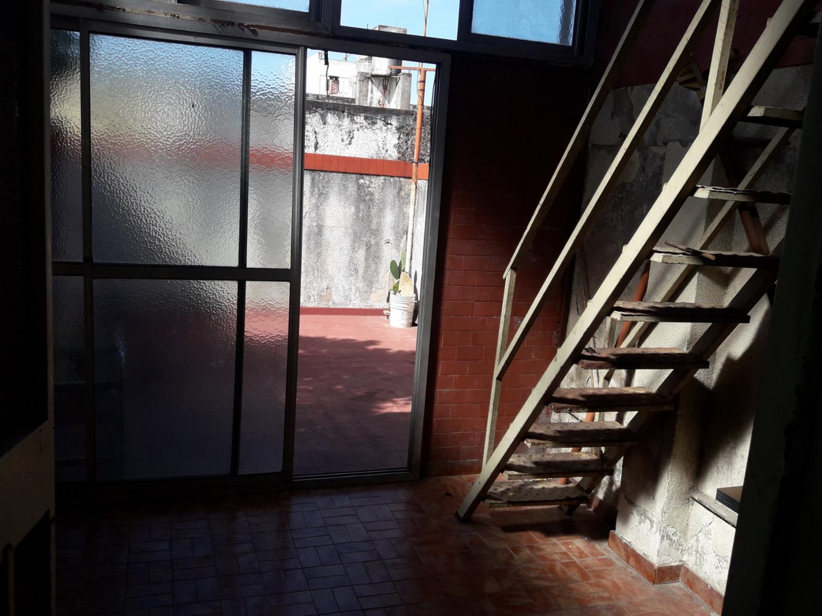 VENTA EN BLOCK, Dos departamentos y un local , distintos rubros. — foto 9