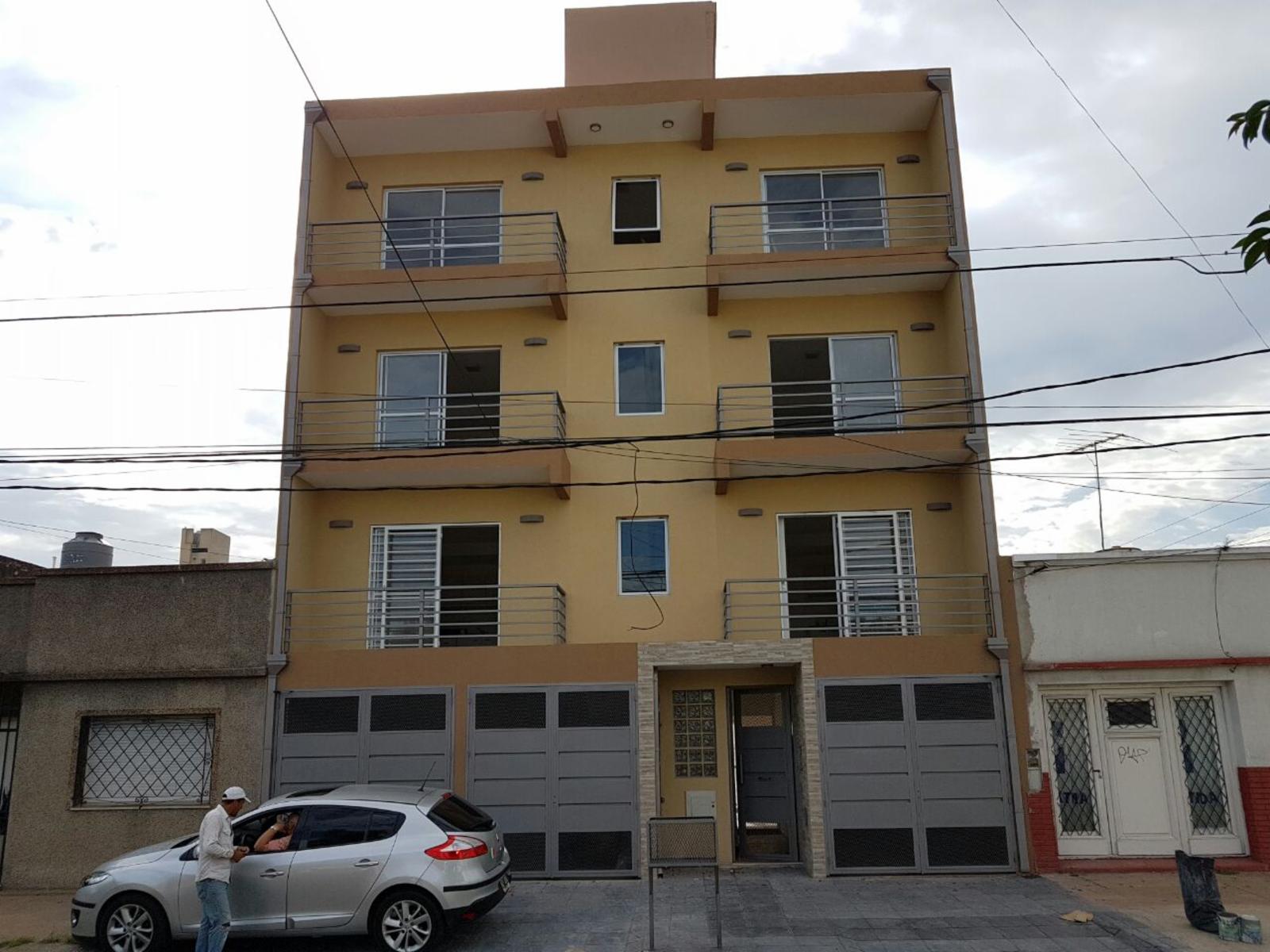 Departamento al frente y contra frente a estrenar. — foto 6