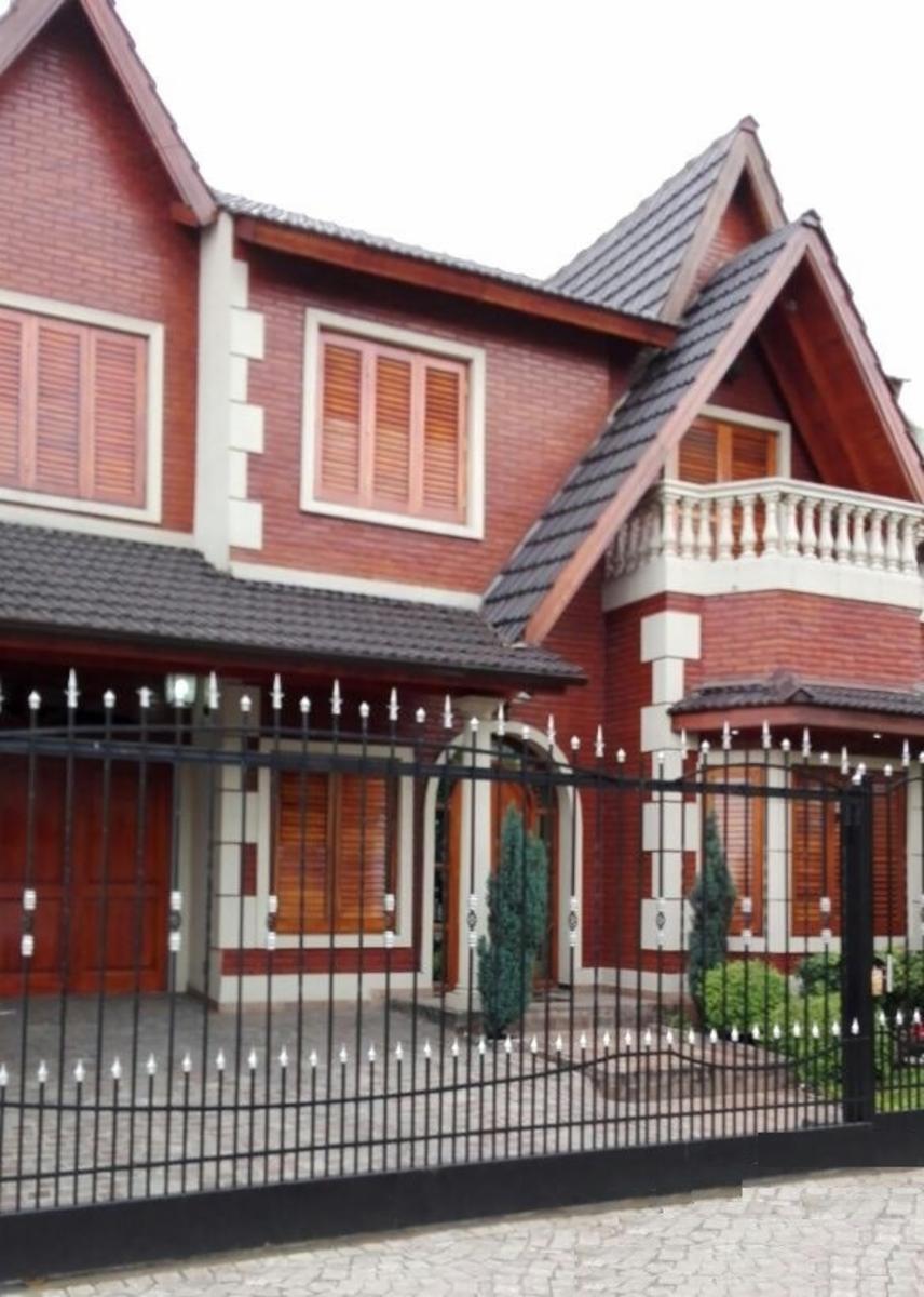 Ramos Mejia...Excelente Chalet en venta de 440 Mts..Con Pileta de Natación.... — foto 2