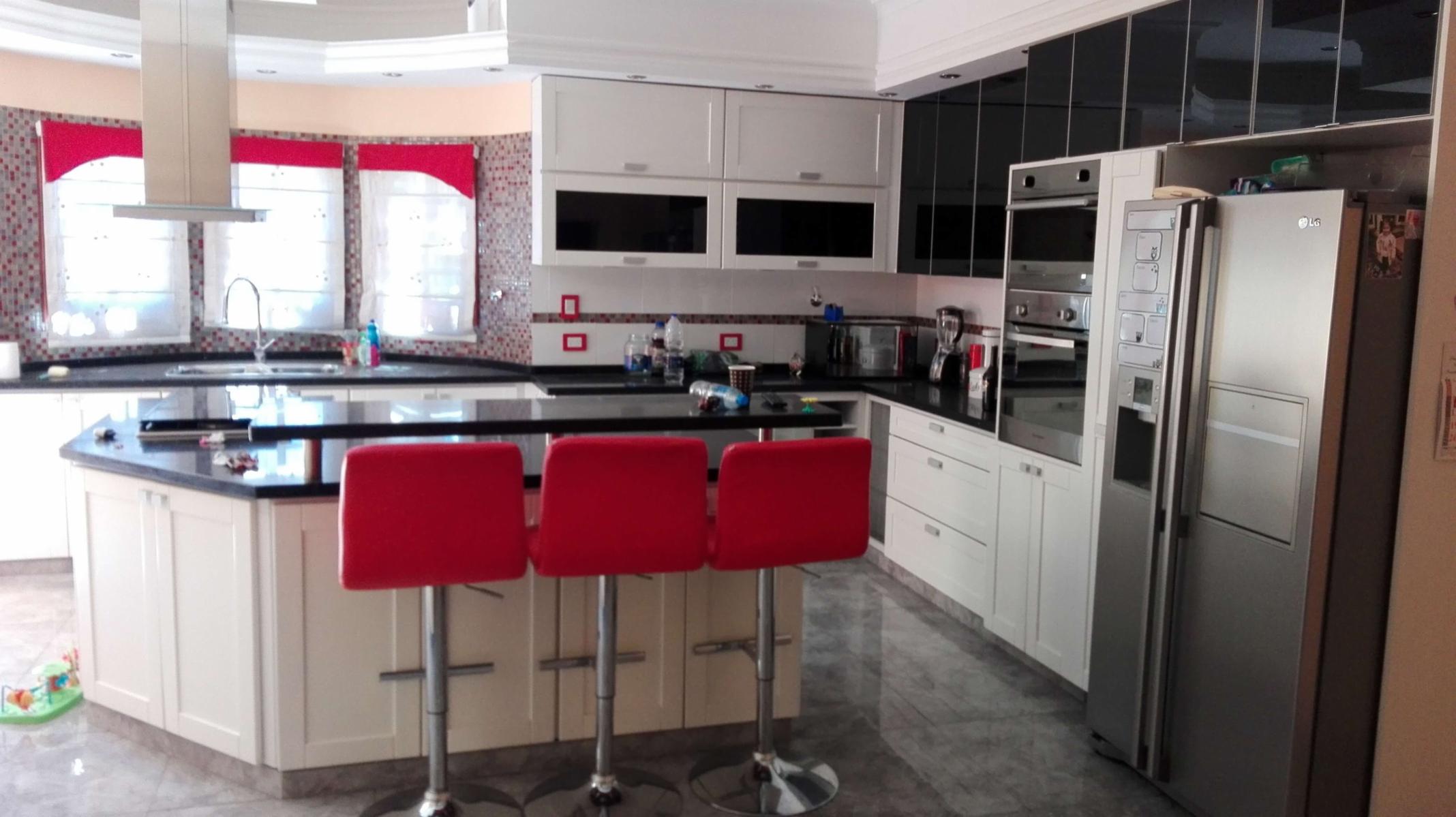Ramos Mejia...Excelente Chalet en venta de 440 Mts..Con Pileta de Natación.... — foto 10