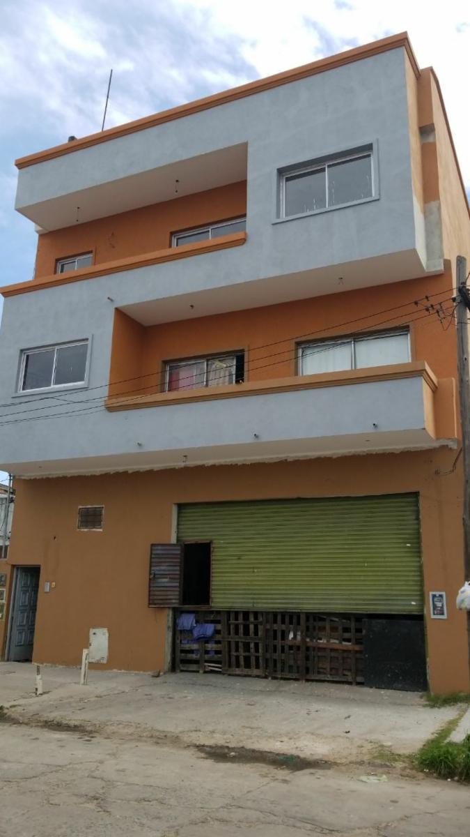 Galpones y Departamentos en Venta. En Block