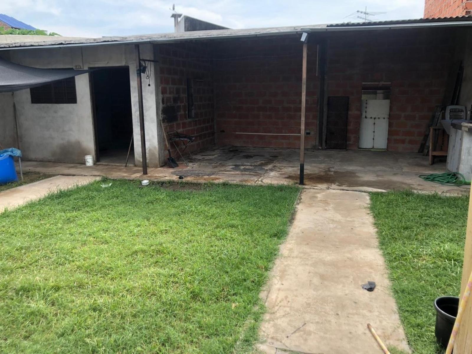 Casa de 3 ambientes amplios en Venta, c/ fondo libre. Isidro Casanova — foto 10