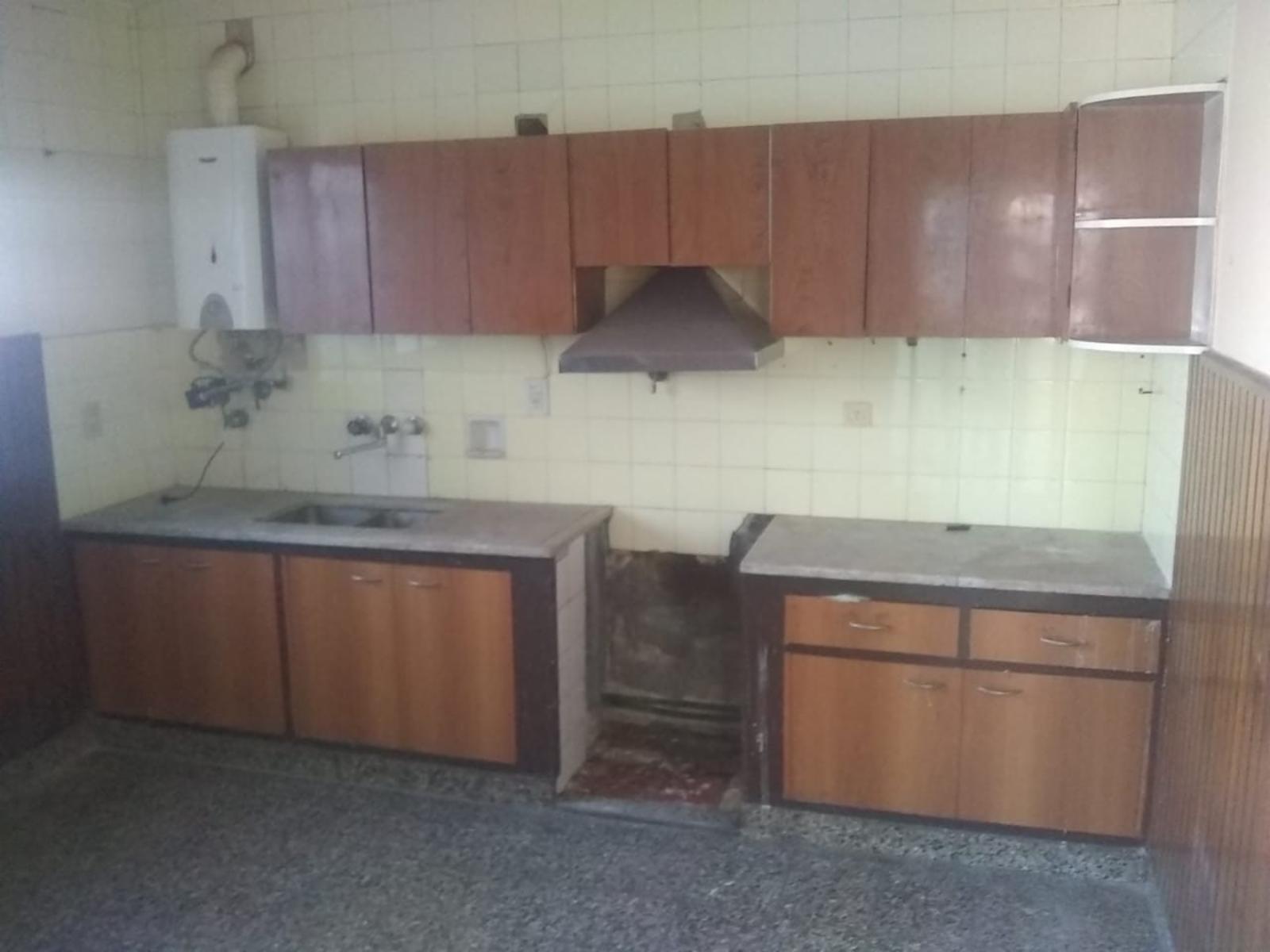 Venta PH de 4 ambientes en Lomas del Mirador — foto 4