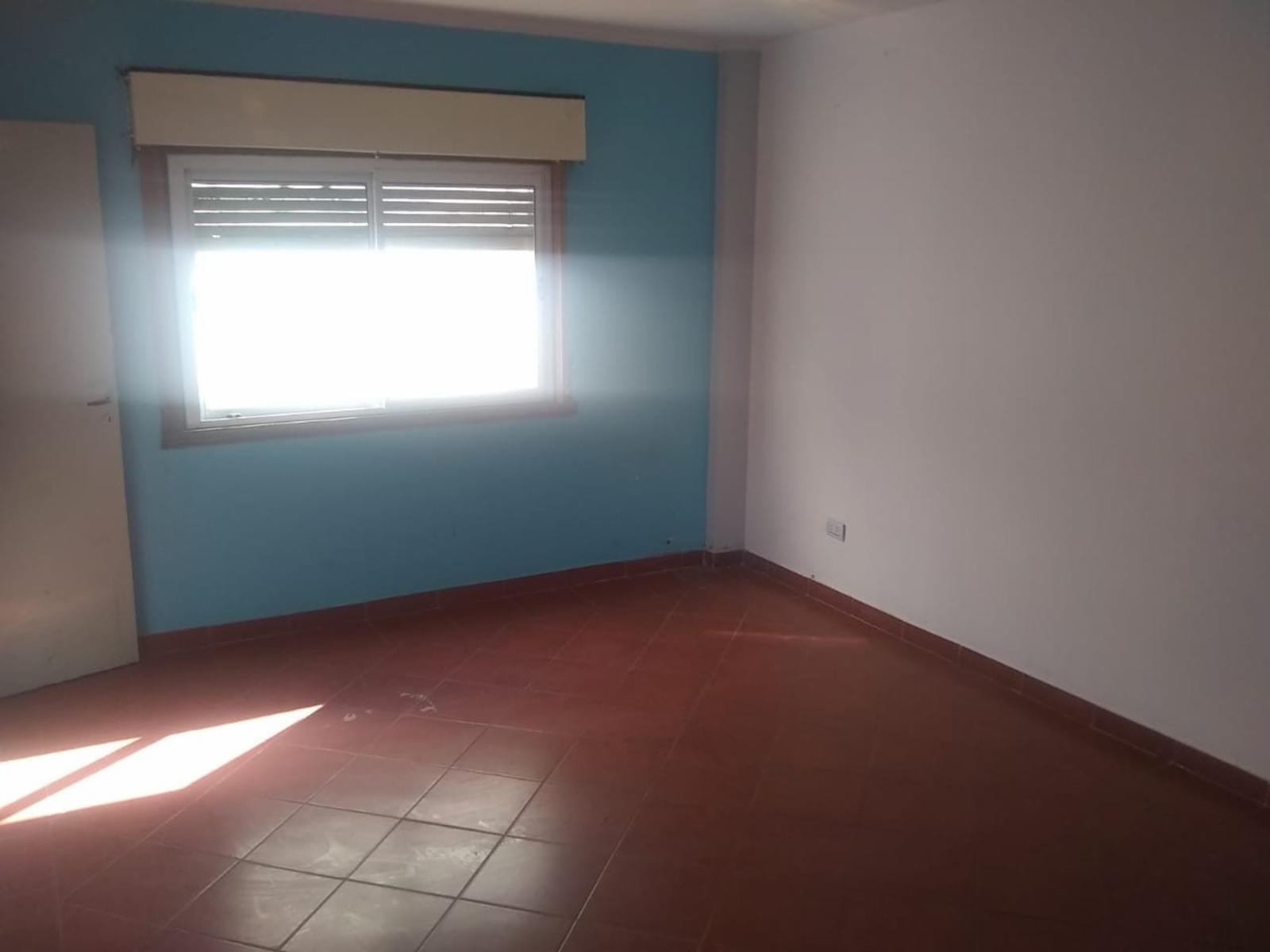 Venta PH de 4 ambientes en Lomas del Mirador — foto 6