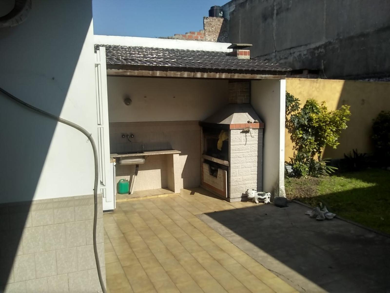 Nuevo Valor Venta Casa 4 Ambientes - patio - garage - terraza - LomasDel Mirador — foto 7