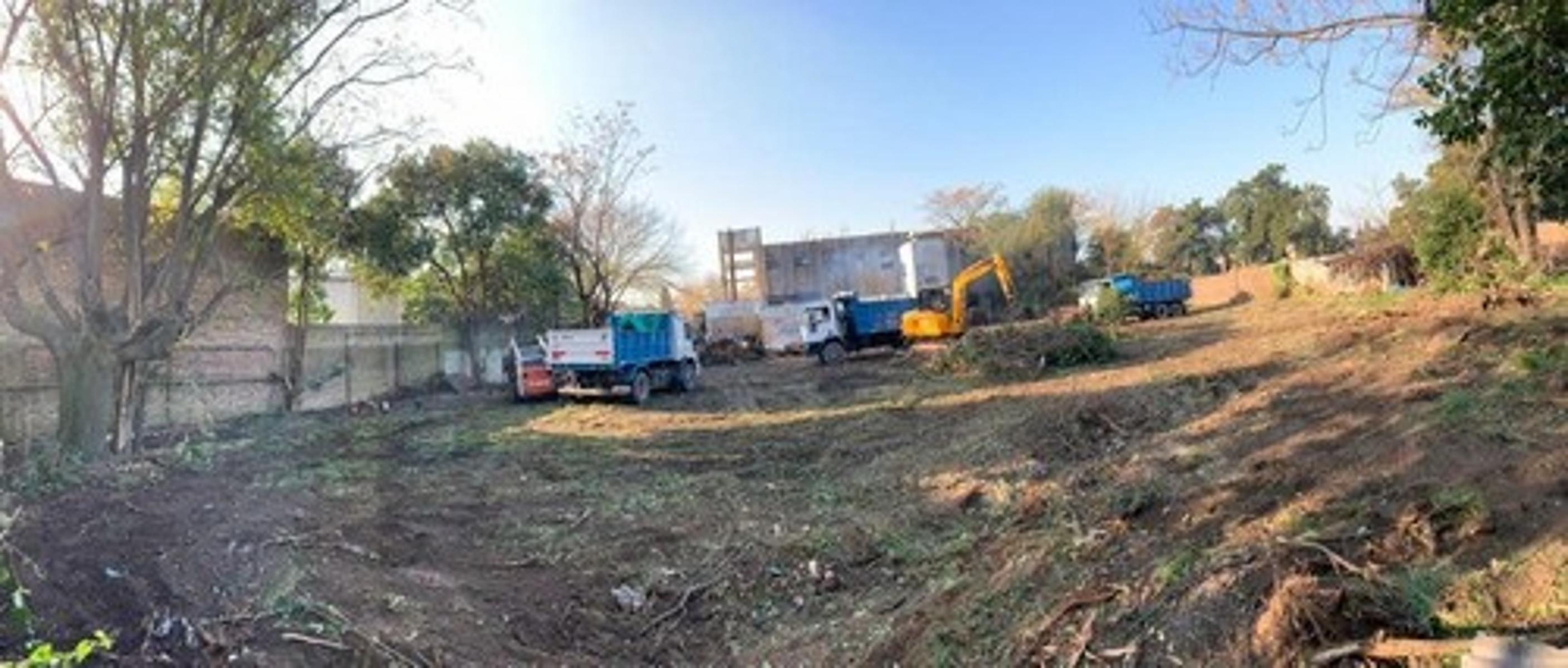 Excelente Galpón De 3200m2, Zona Industrial Neta. La Tablada - 7