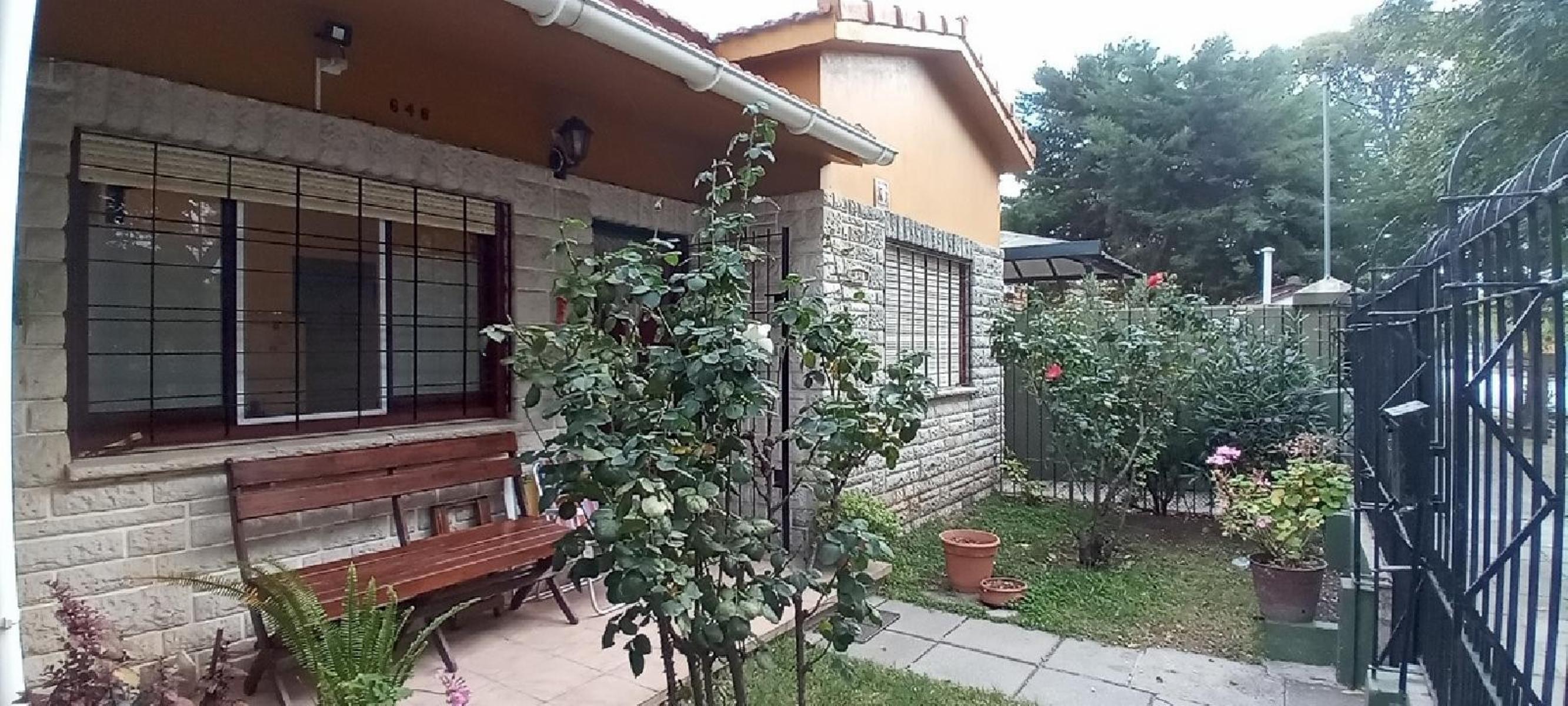 En Venta Excelente Chalet de 3 ambientes en Santa Teresita — foto 3