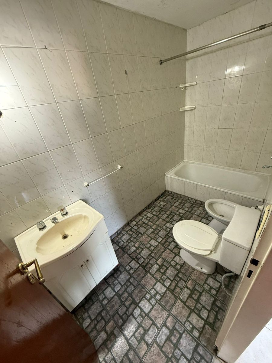 VENTA Departamento de 3 ambientes - terraza- Lomas Del Mirador — foto 10