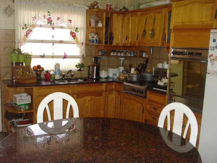 Nuevo valor VENTA Casa más galpón en Lomas del Mirador - 11