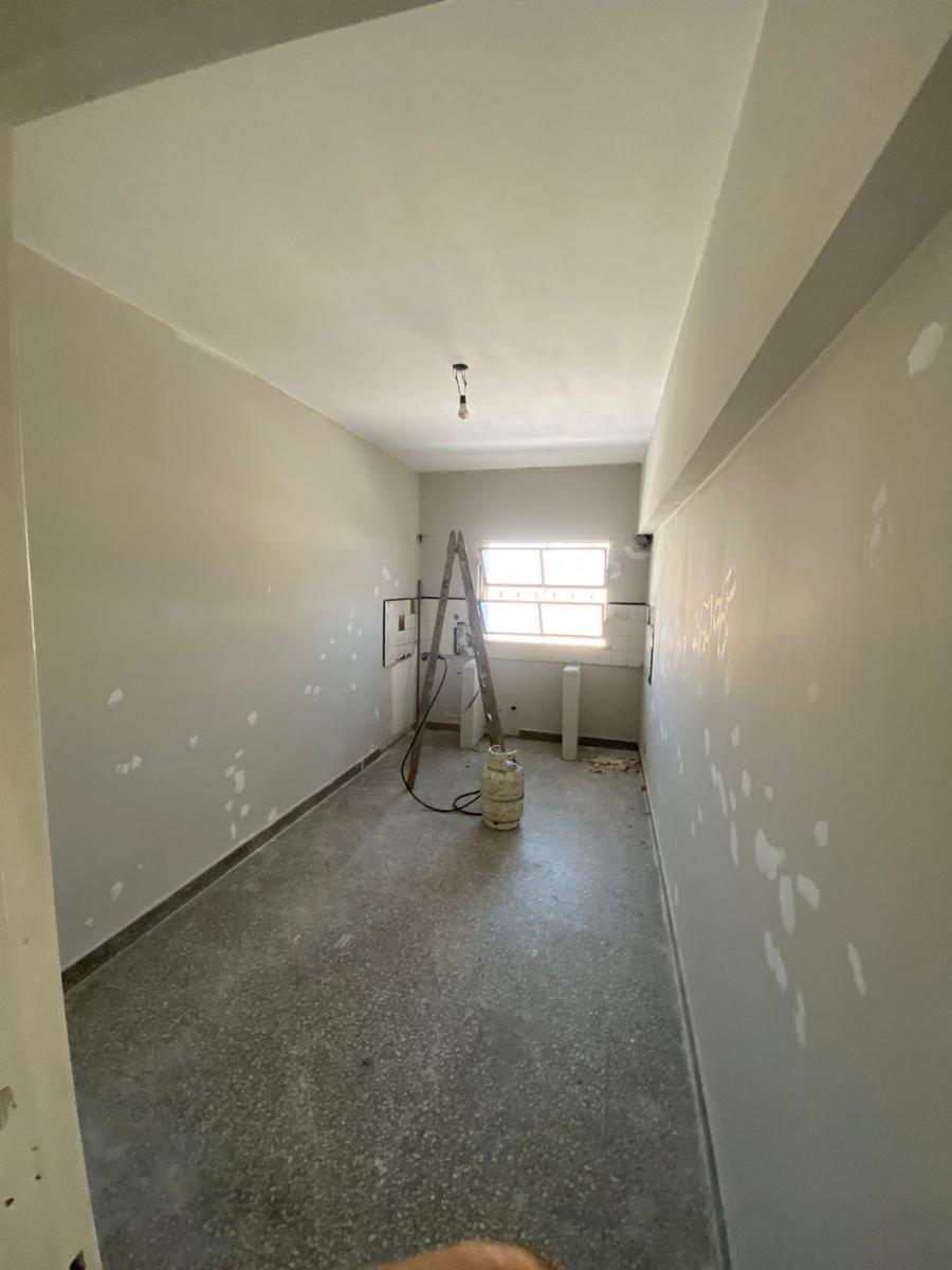 Alquiler Galpón En Primer Piso Con Departamento 4 AmbientesEnTabladaIdeal Costura O Calzado - 5