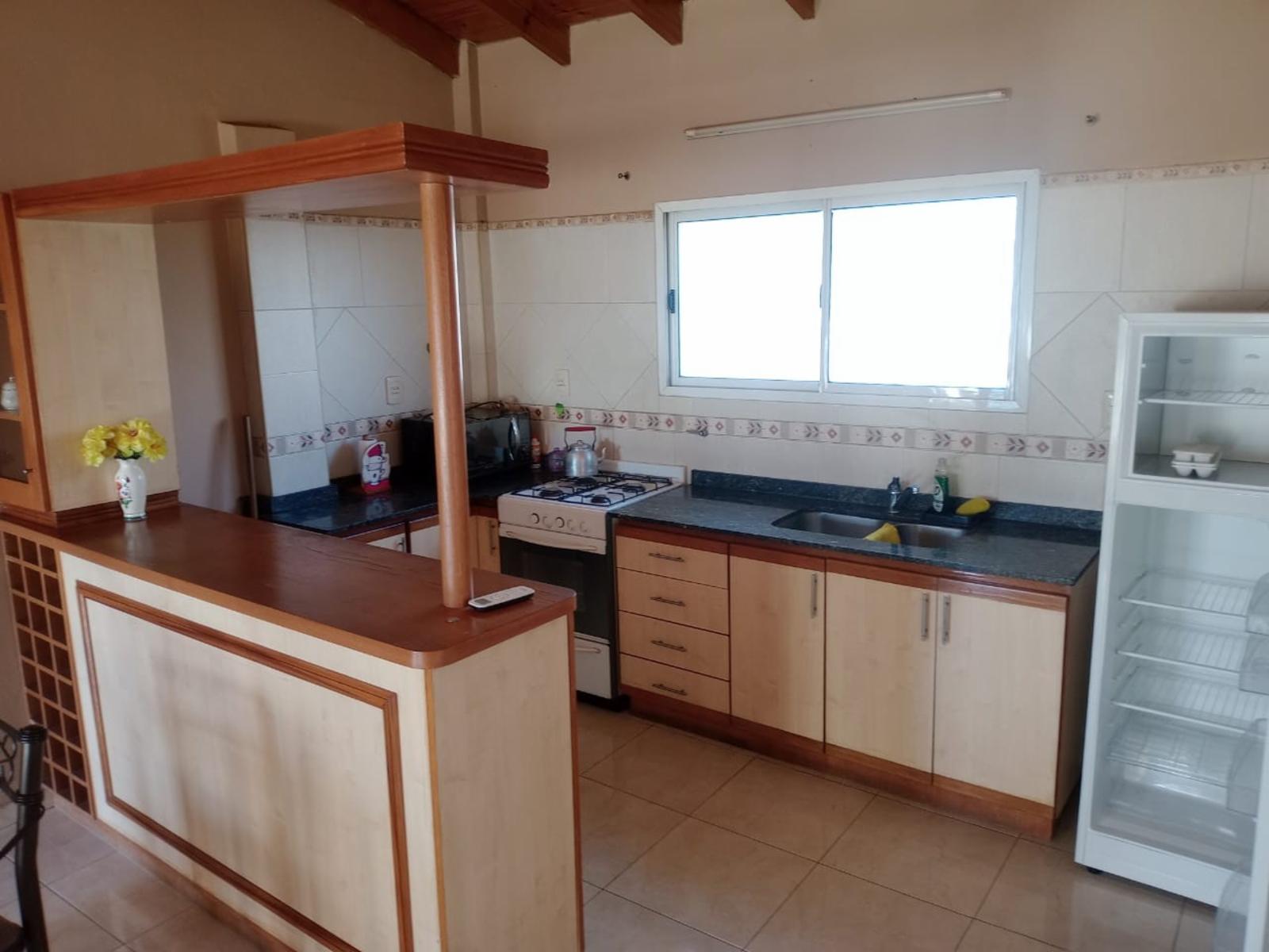 Venta Excelente Casa con fondo Ideal 2 familias La Tablada — foto 5